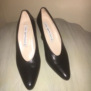 Via Spiga Black Leather Pumps